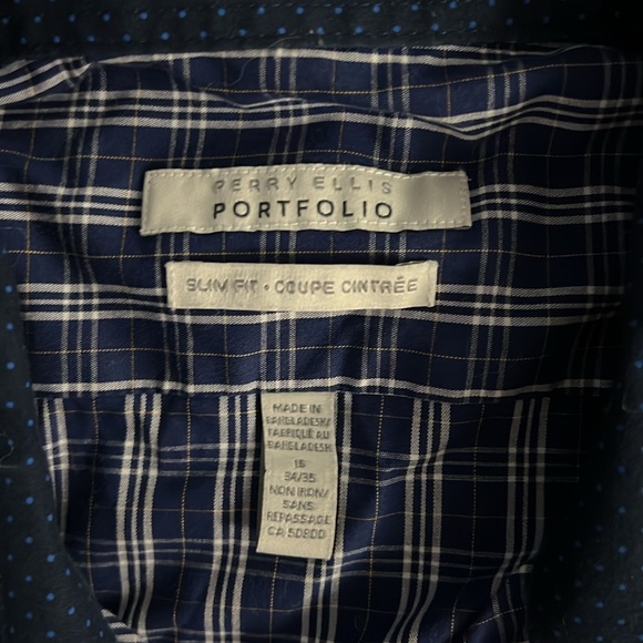 Dress shirt 3 in lot - Picture 4 of 9